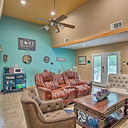 Lake Texoma Cabin - 1 Mi To Park And Boat Ramp! Willow Spring Екстериор снимка