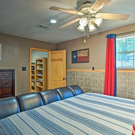 Lake Texoma Cabin - 1 Mi To Park And Boat Ramp! Willow Spring Екстериор снимка