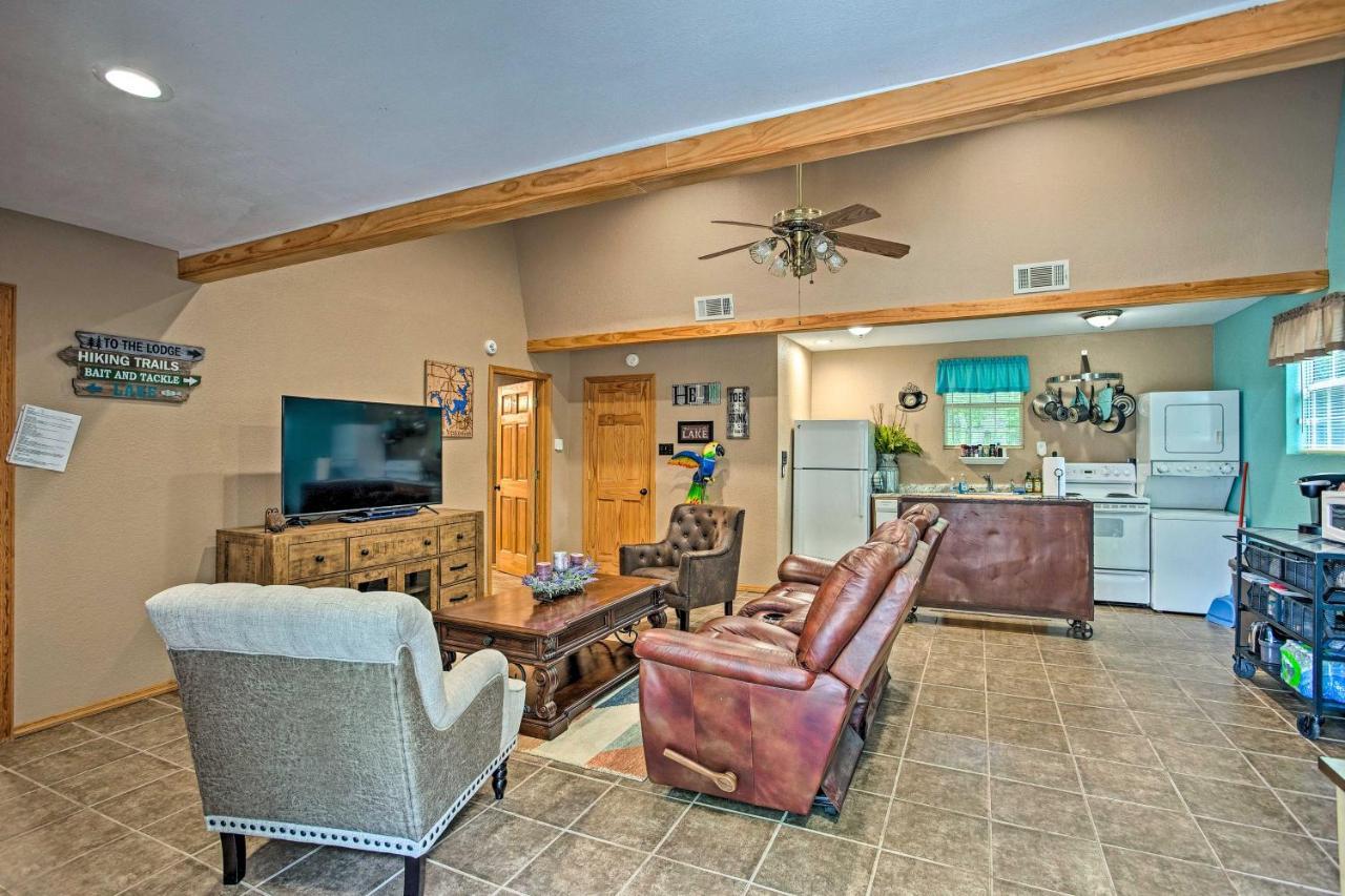 Lake Texoma Cabin - 1 Mi To Park And Boat Ramp! Willow Spring Екстериор снимка